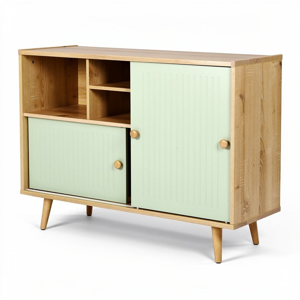 Technische Titel: "Moderne Houten kast met Groen Deuren en Open Rekken"